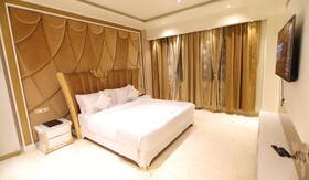 Udman Haridwar by Ferns N Petals