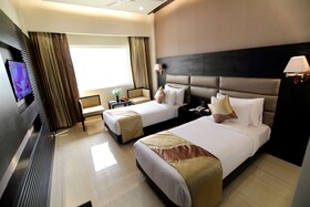 Udman Haridwar by Ferns N Petals
