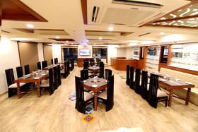 Udman Haridwar by Ferns N Petals