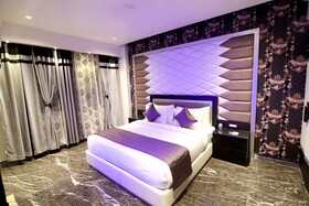 Udman Haridwar by Ferns N Petals