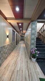 Hotel SNR Grand