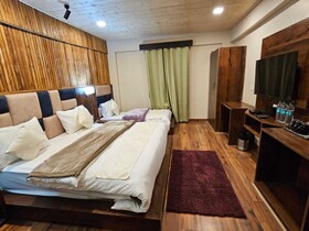 Hotel Yoga Badrinath Dham