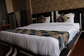 The Sleeping Beauty Hotel By Vedix Yatra