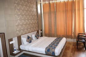 The Sleeping Beauty Hotel By Vedix Yatra