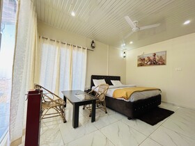 In Apple Estate
