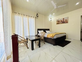 In Apple Estate