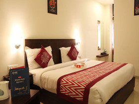 Capital O 3600 Hotel Royal Windsor