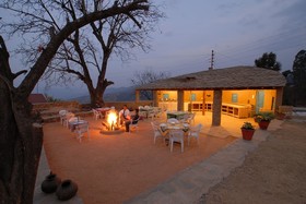 Chevron Eco Lodge