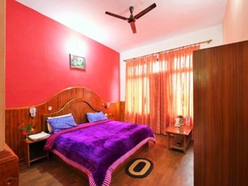 Hotel Sumit Kausani