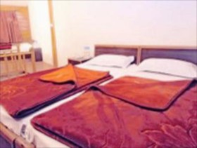 Kausani Hotel Mystic Mountain