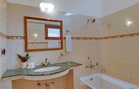 Suman Royal Resort
