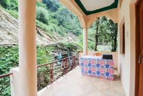 New Shiv Shakti by OYO Rooms