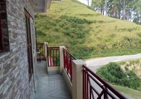 Hinval Valley View Hotel & Resort