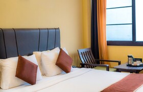 Flutter Hotels & Resort