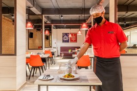 Red Fox Hotel Neelkanth