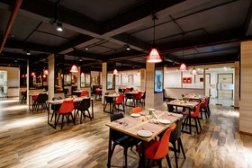 Red Fox Hotel Neelkanth