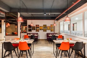 Red Fox Hotel Neelkanth