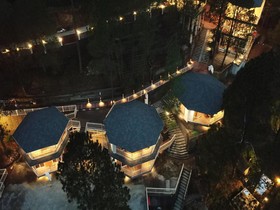 The Woods Retreat