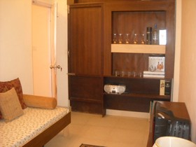 Club - 10 Pine Lodge
