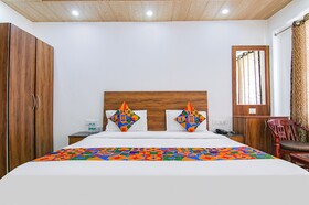 Fabexpress Kalsia Home Stay