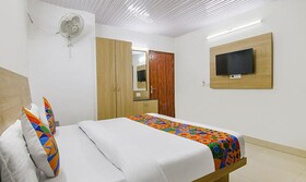 Fabexpress Kalsia Home Stay