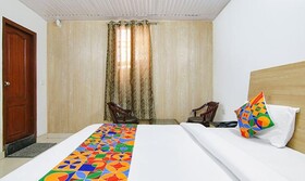Fabexpress Kalsia Home Stay