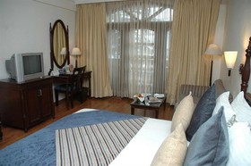 Golden Palms Hotel & Spa Sylverton