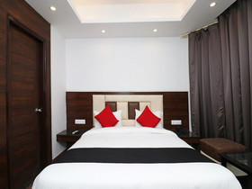 Grand Sm Regency by OYO Rooms