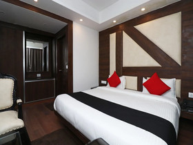 Grand Sm Regency by OYO Rooms