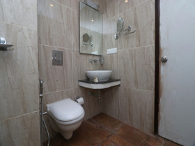 Grand Sm Regency by OYO Rooms