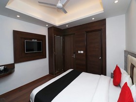 Grand Sm Regency by OYO Rooms