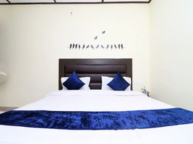 Happy Valley by OYO Rooms