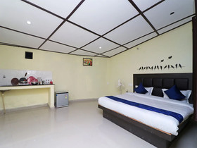 Happy Valley by OYO Rooms