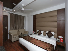 Hotel Aashna By OYO Rooms