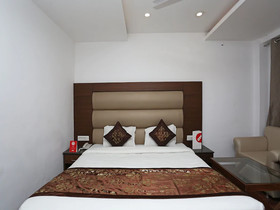 Hotel Aashna By OYO Rooms