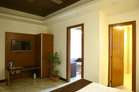 Hotel Devlok Primal