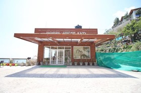 Hotel Highland by OYO