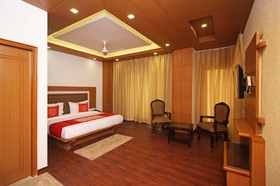 Hotel Highland by OYO