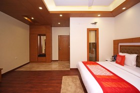Hotel Highland by OYO