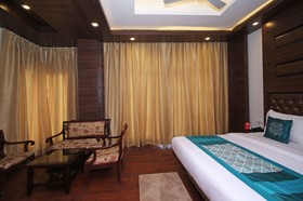 Hotel Highland by OYO