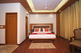 Hotel Highland by OYO