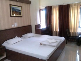 Hotel Luxmount