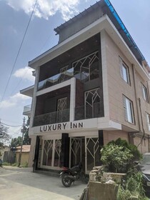 Hotel Luxury Inn Mussoorie by Stotrak