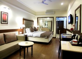 Hotel Madhuban Sarovar Portico