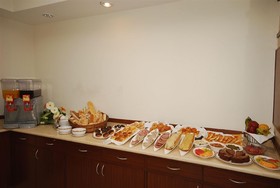 Hotel Madhuban Sarovar Portico