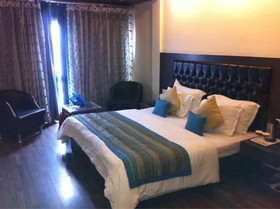 Hotel Mid Town