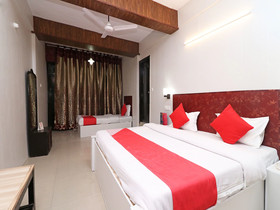 Hotel Mussoorie International