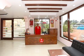 Hotel Pioneer by OYO