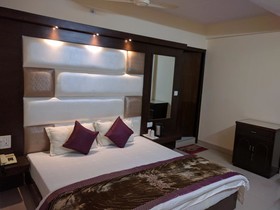 Hotel Surya Kiran