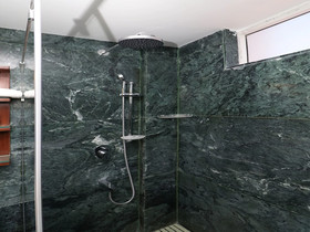 Hotel The Pride by OYO Rooms